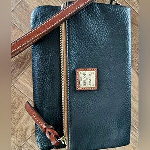 Dooney & Bourke wristlet! Navy Blue and Brown